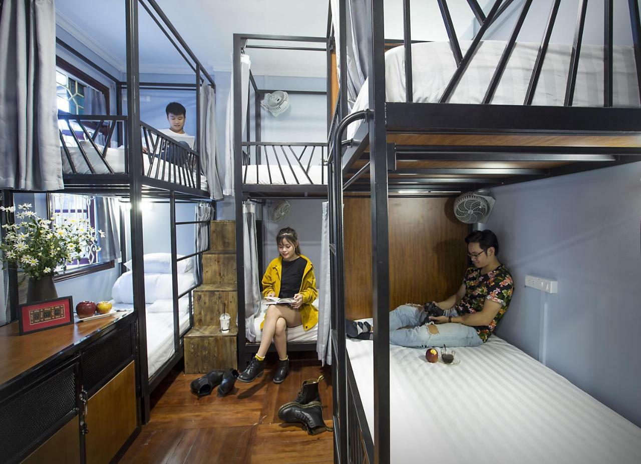 The Chi Novel Hostel Hanoi Eksteriør billede